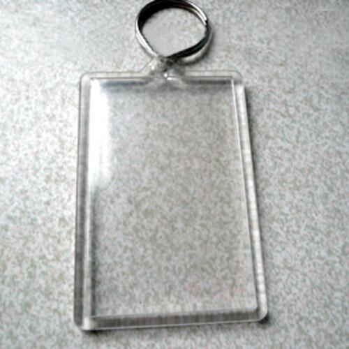 Custom artwork lenticular print in keychain shell Lenticular print in keychain shell image